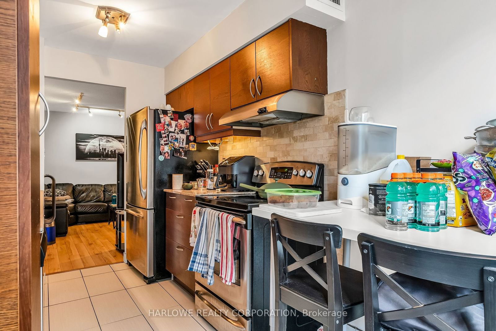 633 Bay St, unit 213 for sale