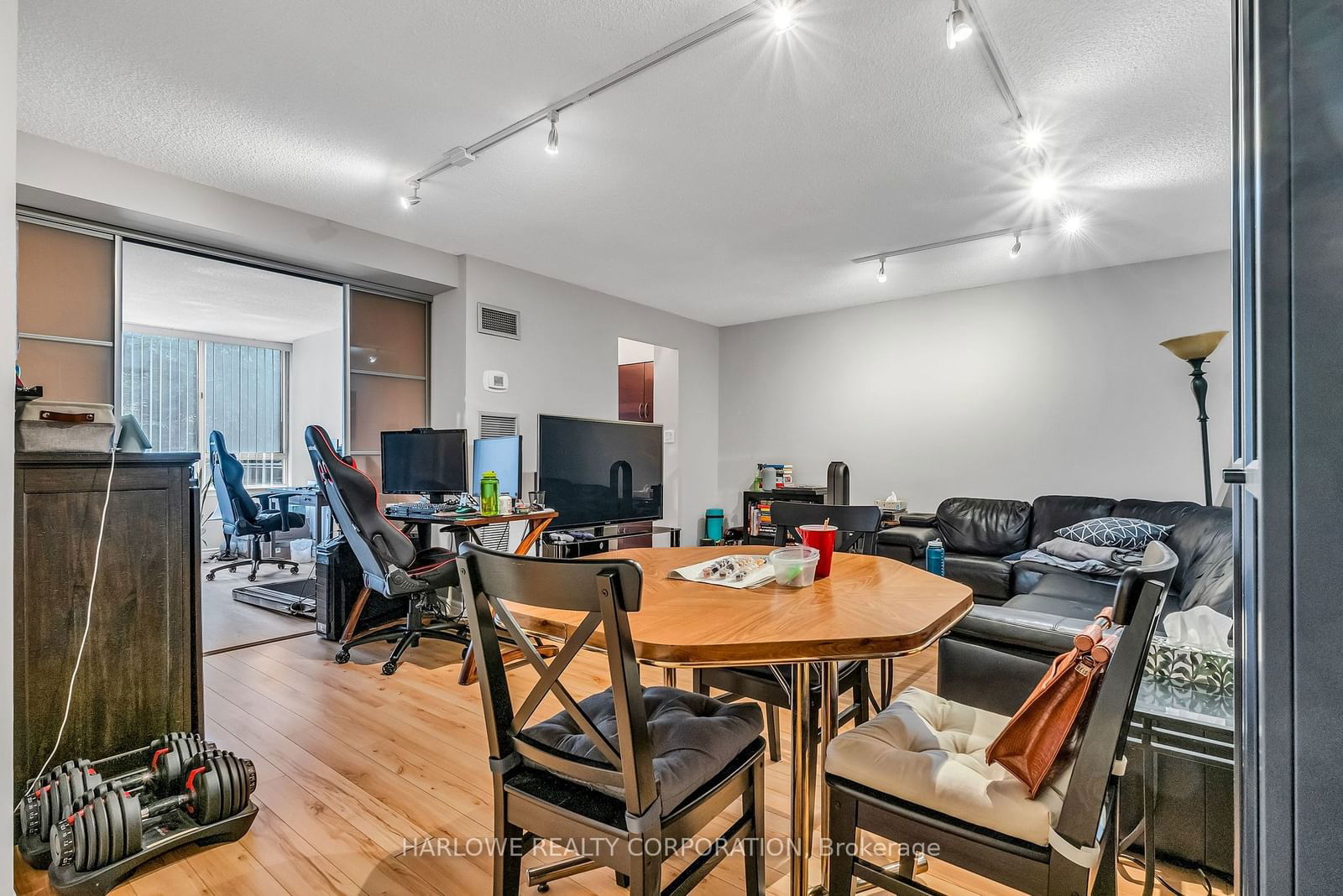 633 Bay St, unit 213 for sale