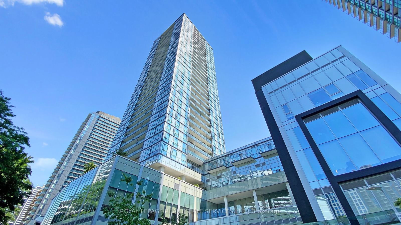 5180 Yonge St, unit 1004 for sale