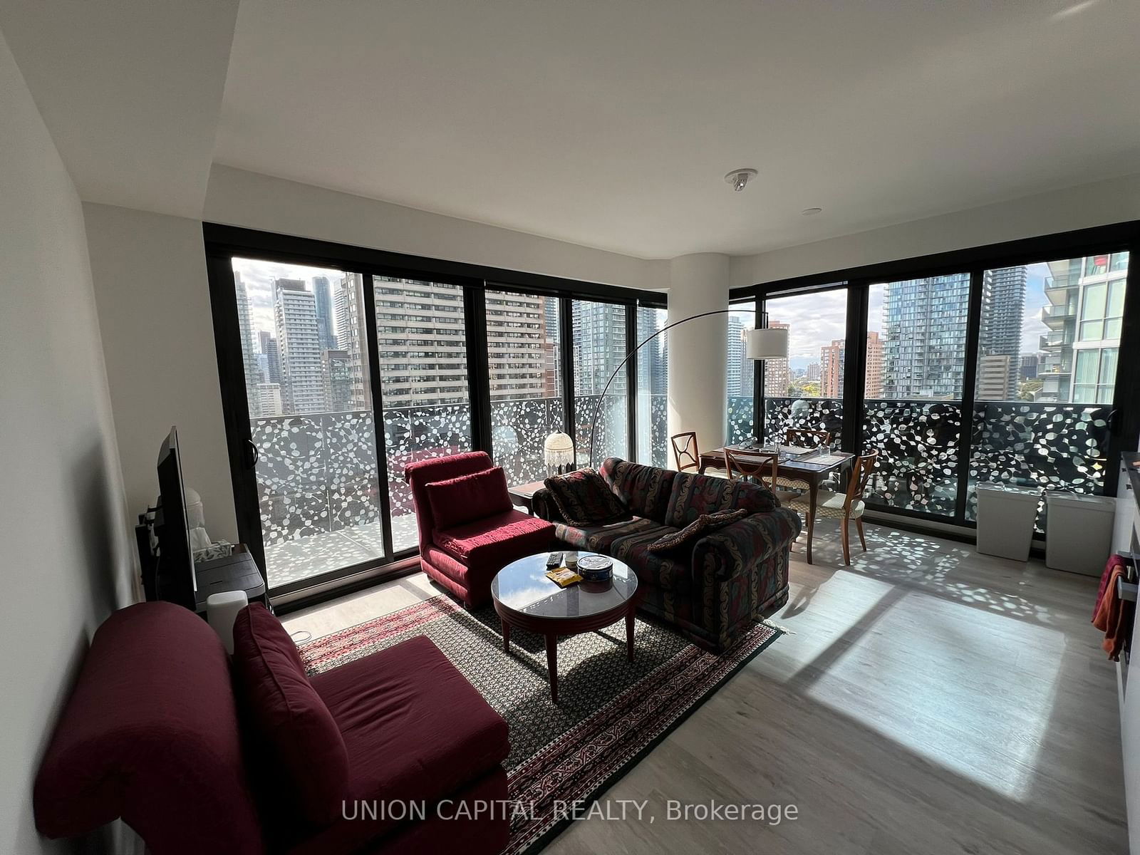 55 Charles St, unit 1406 for sale