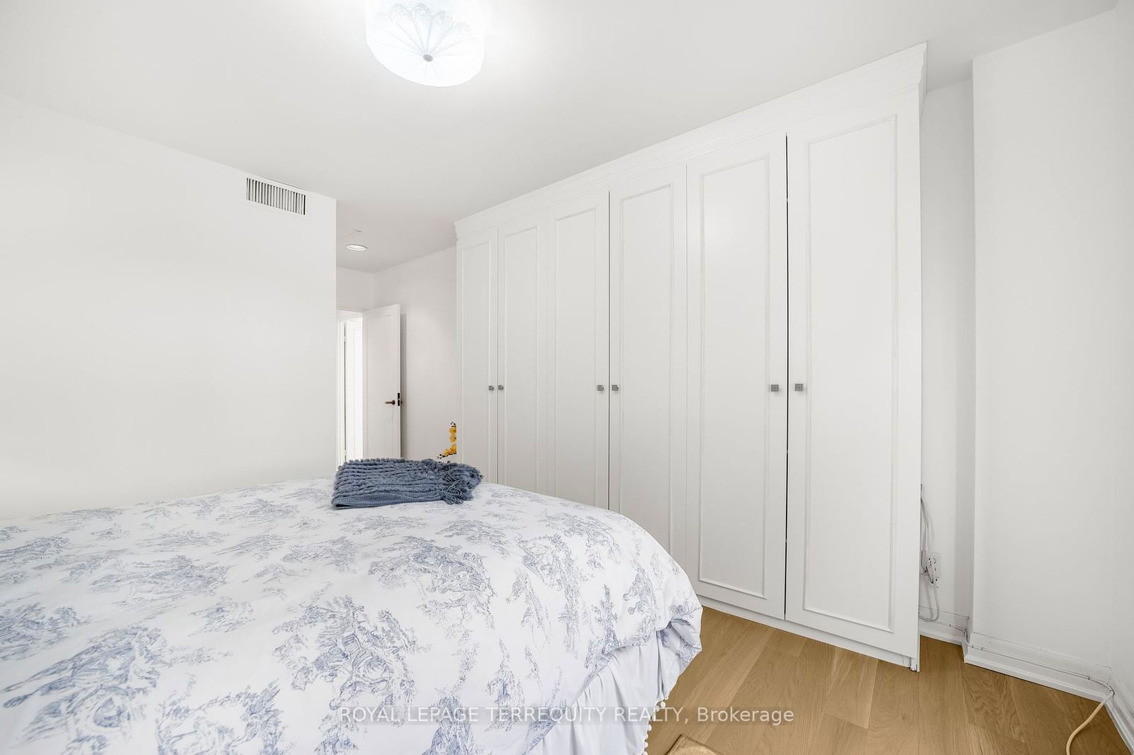 61 St Clair Ave W, unit 108 for sale