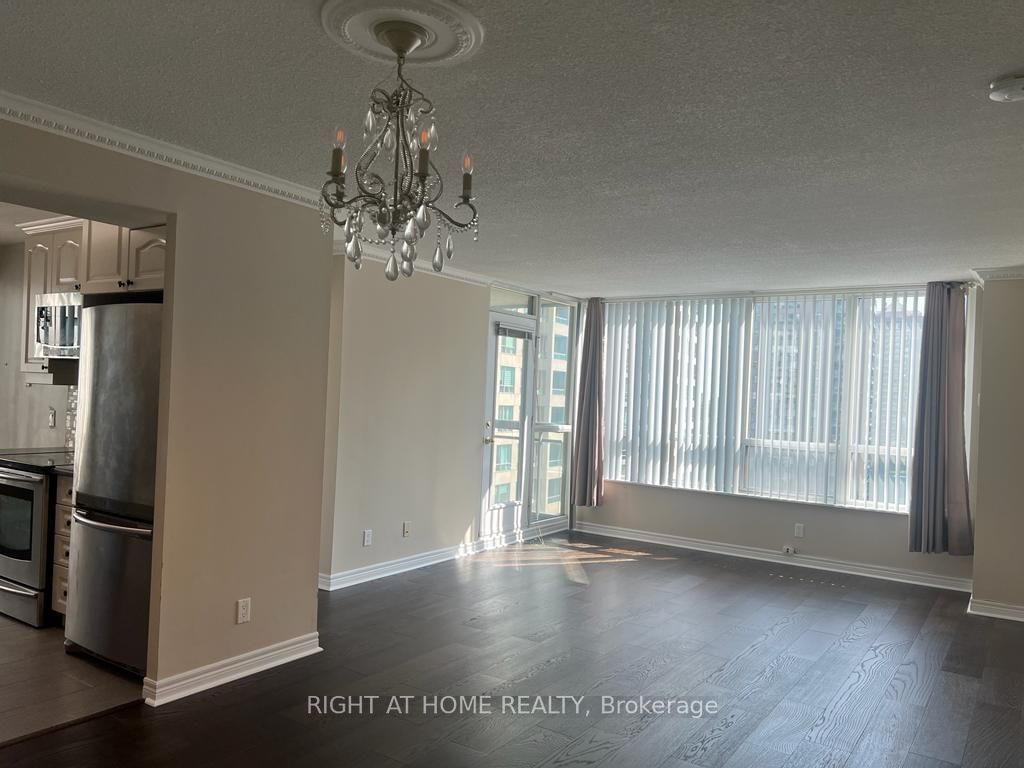 18 Parkview Ave, unit 906 for rent