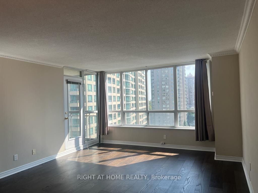 18 Parkview Ave, unit 906 for rent