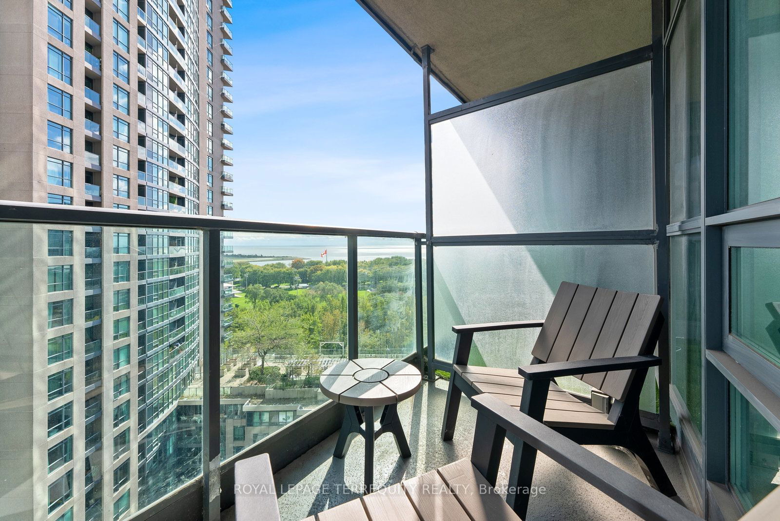 231 Fort York Blvd, unit 1512 for sale