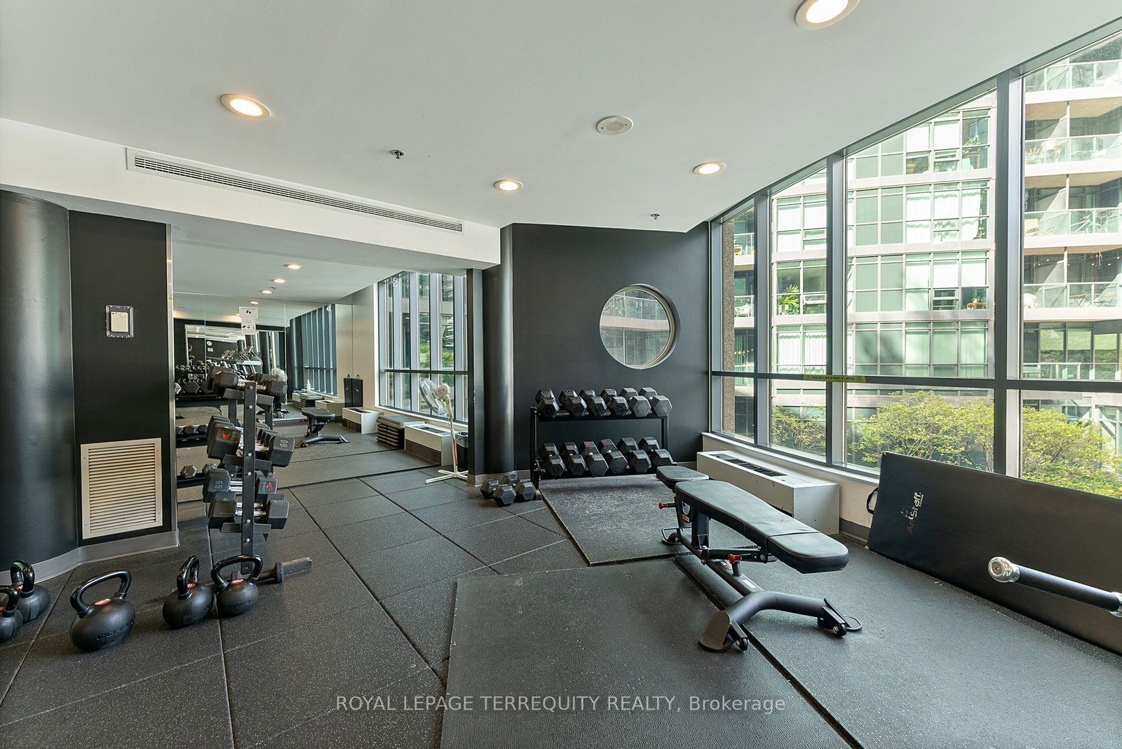 231 Fort York Blvd, unit 1512 for sale