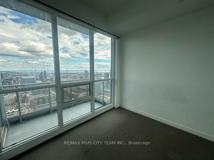 88 Scott St, unit 4705 for rent