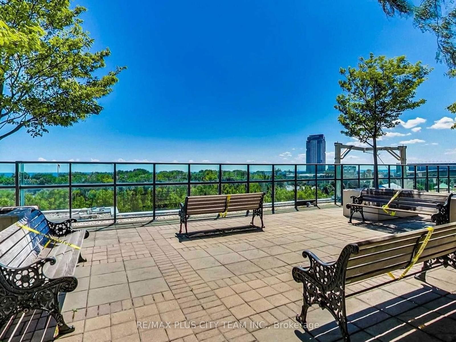 231 Fort York Blvd, unit 1811 for sale