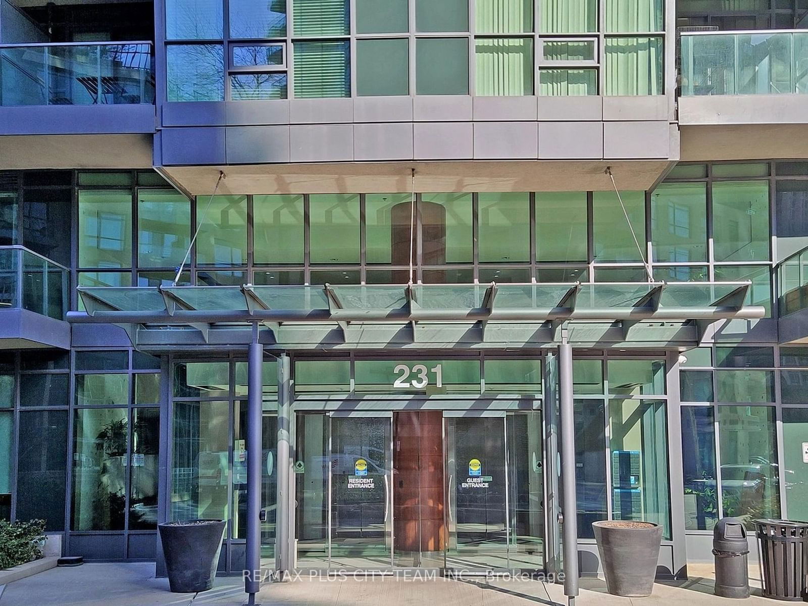 231 Fort York Blvd, unit 1811 for sale