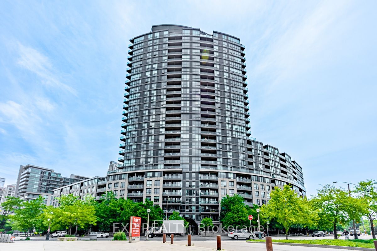 231 Fort York Blvd, unit 327 for sale