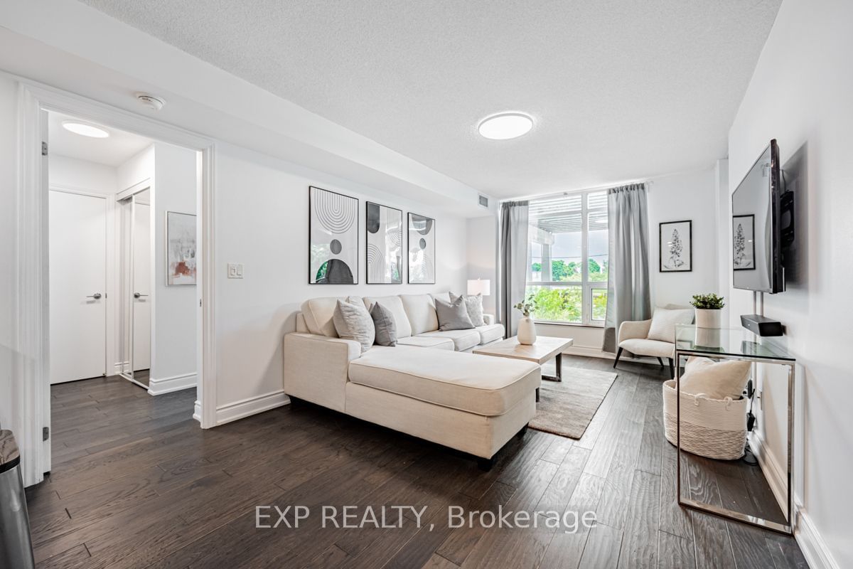 231 Fort York Blvd, unit 327 for sale