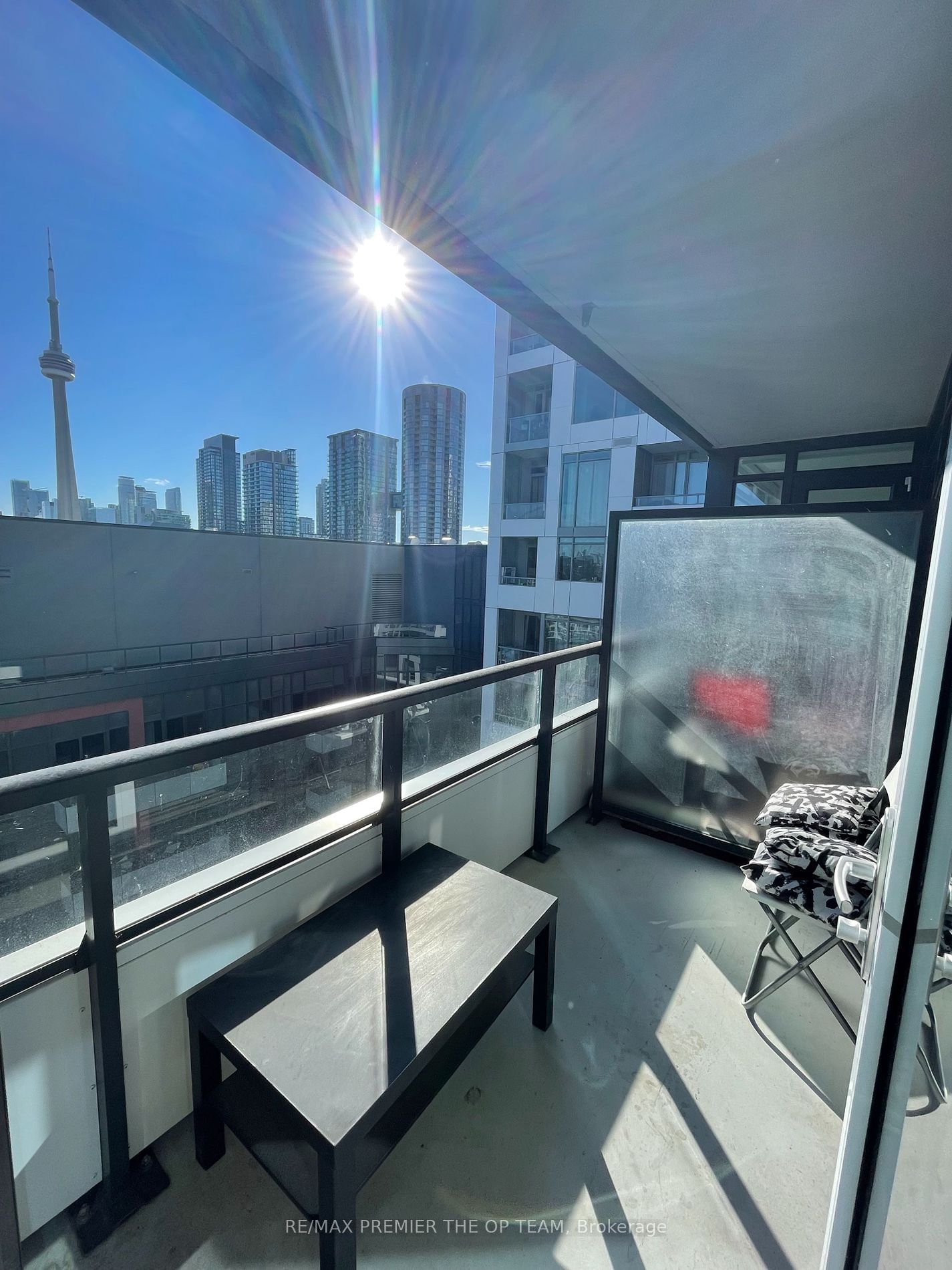 576 Front St W, unit 1516 for rent