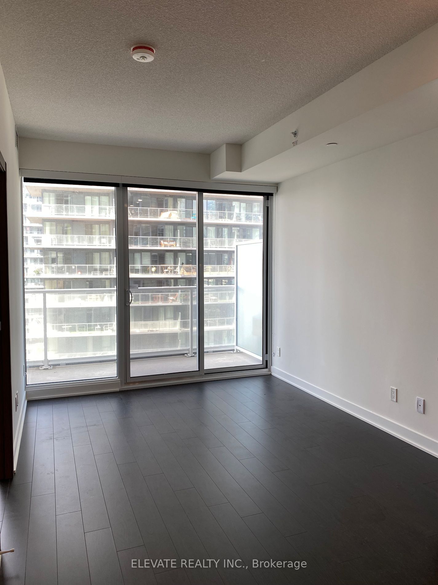 19 Bathurst St, unit 2101 for rent