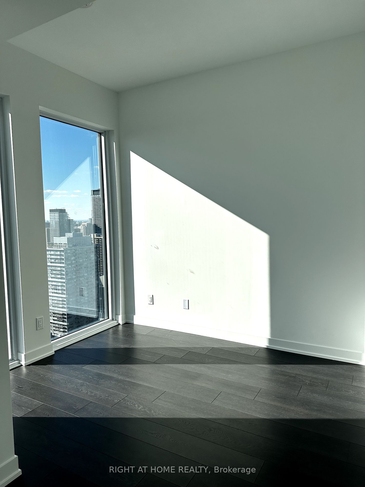 319 Jarvis St, unit 4505 for rent