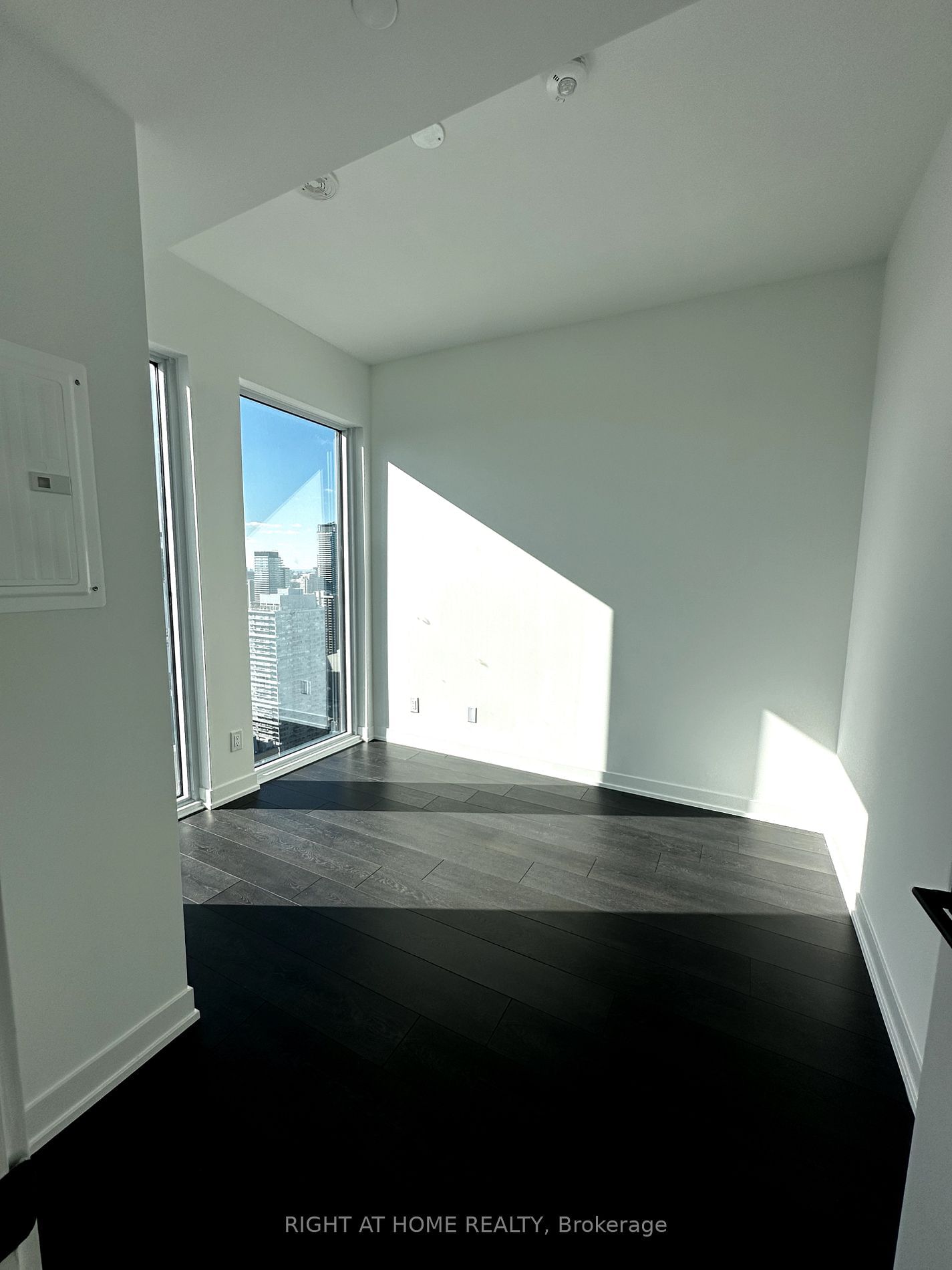 319 Jarvis St, unit 4505 for rent