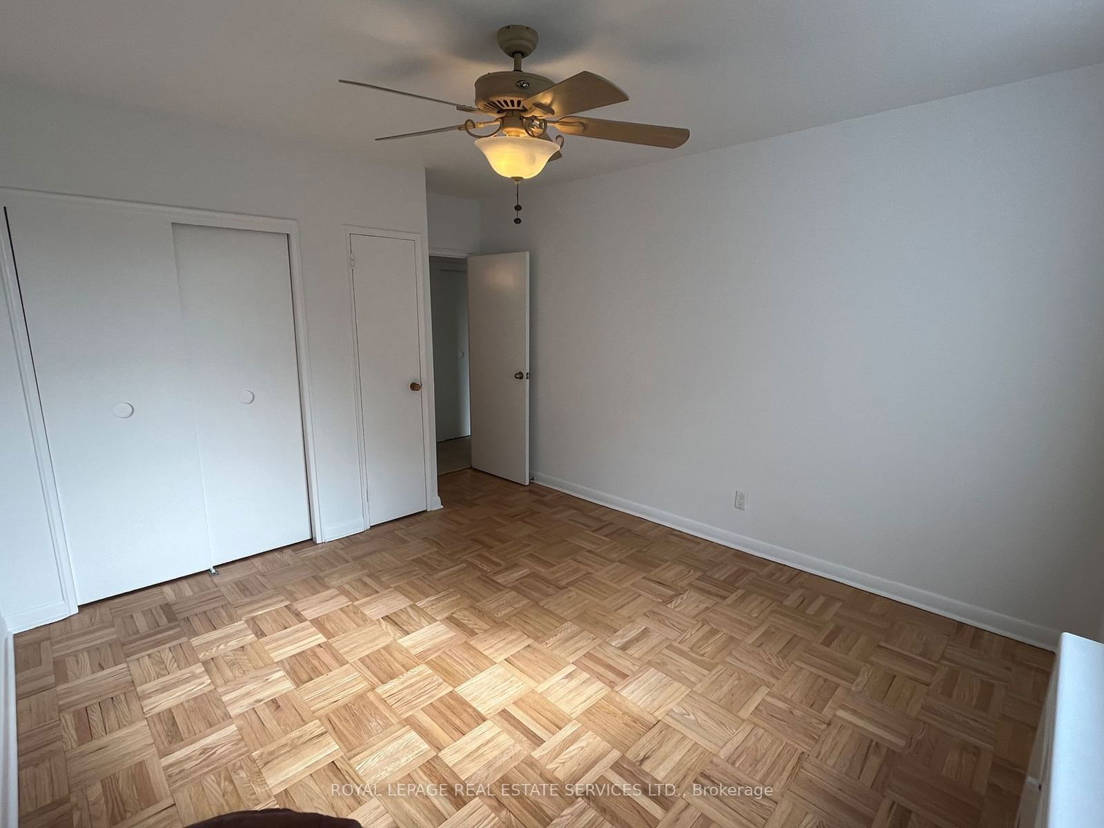 219 Wilson Ave, unit 403 for rent