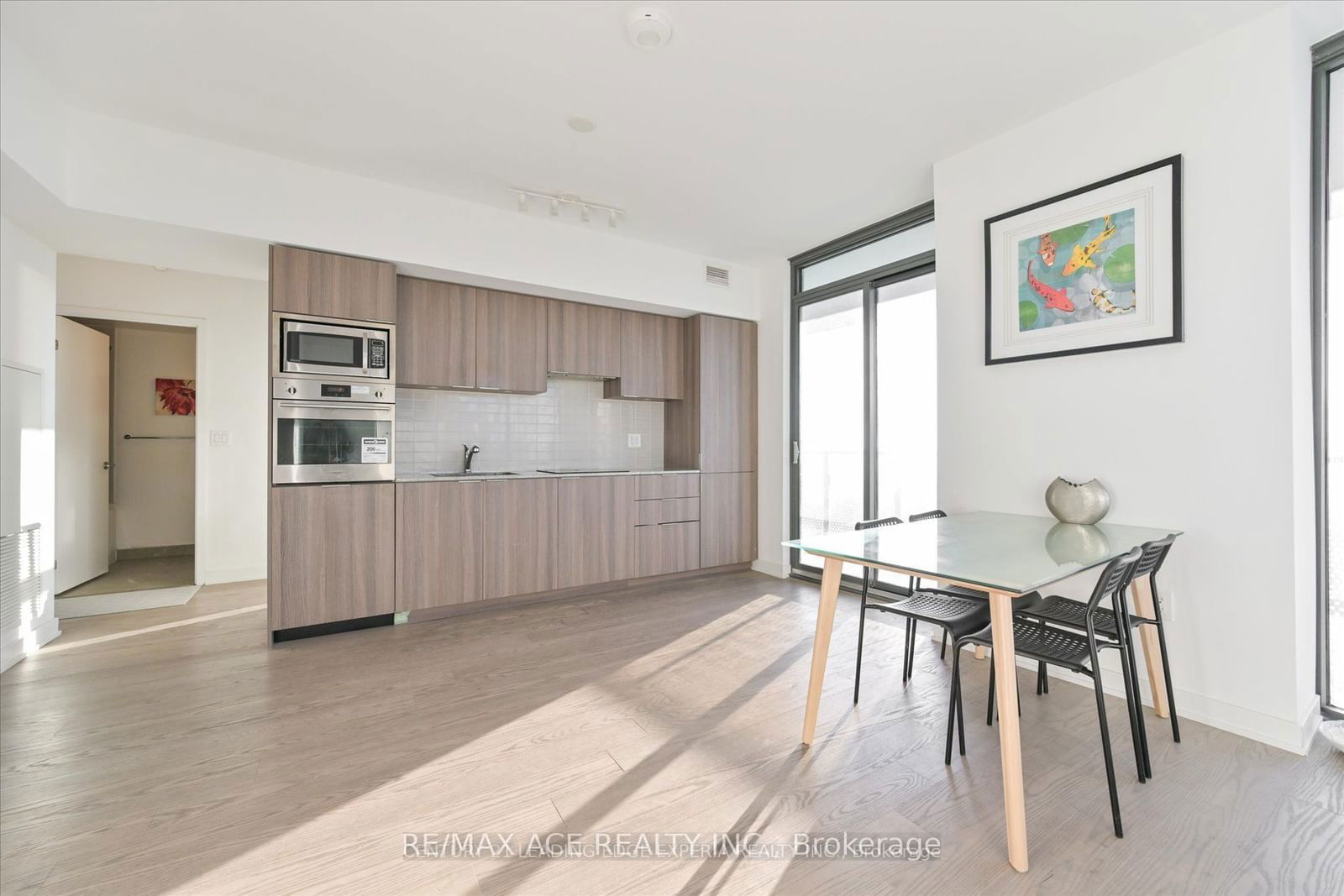 11 Wellesley St, unit 3708 for rent