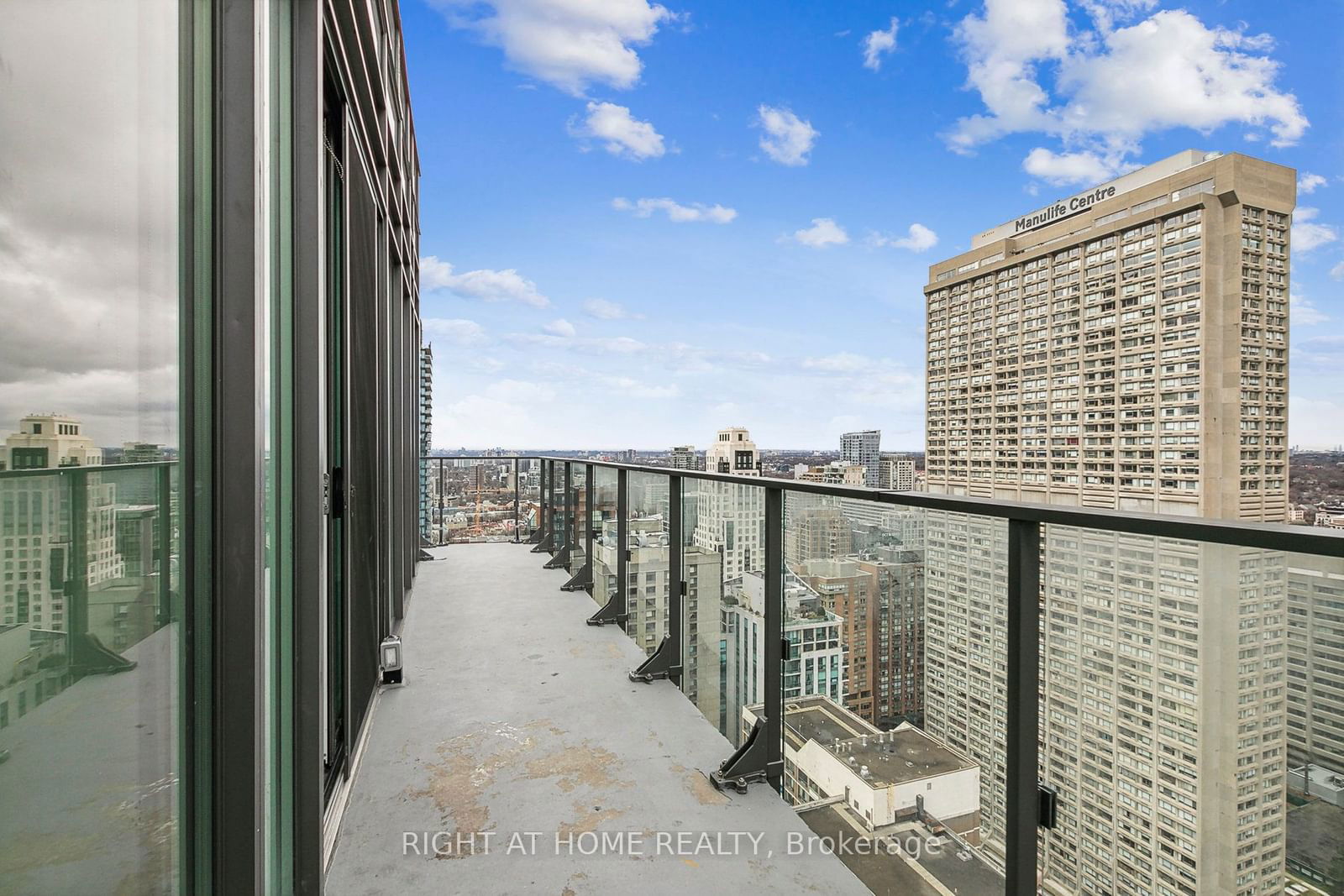 75 St Nicholas St, unit 3506 for sale