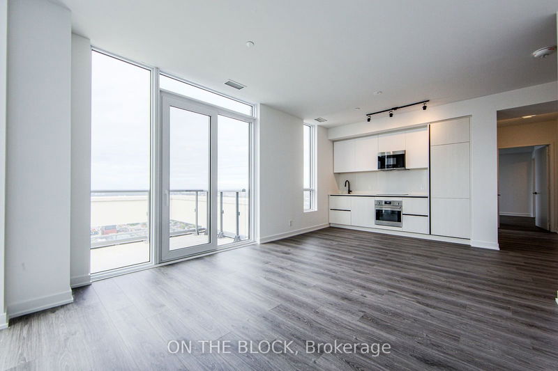 108 Peter St, unit 5207 for rent