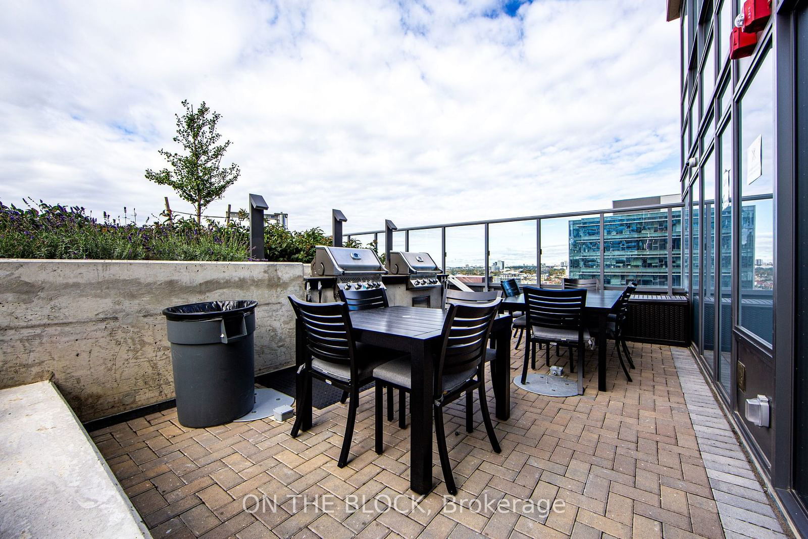 108 Peter St, unit 5207 for rent