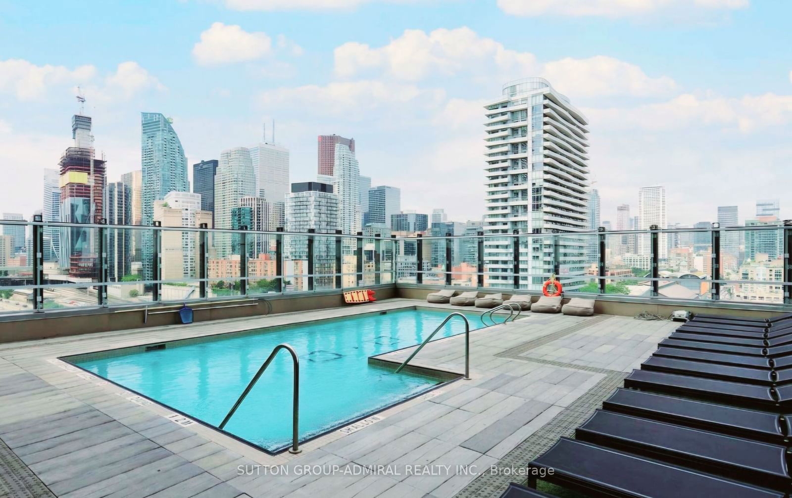 15 Lower Jarvis St, unit 3711 for sale