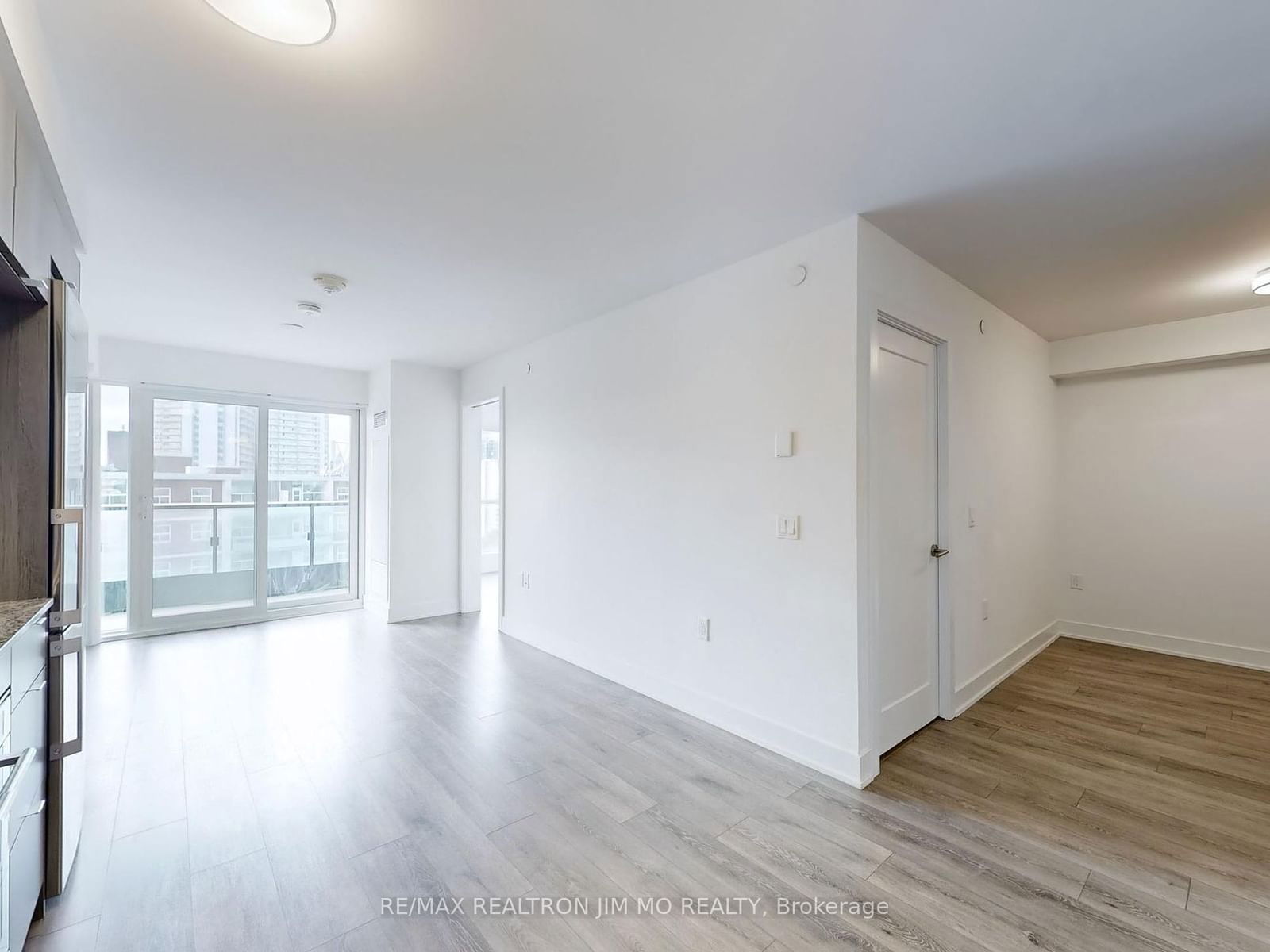 585 Bloor St E, unit 1321 for sale