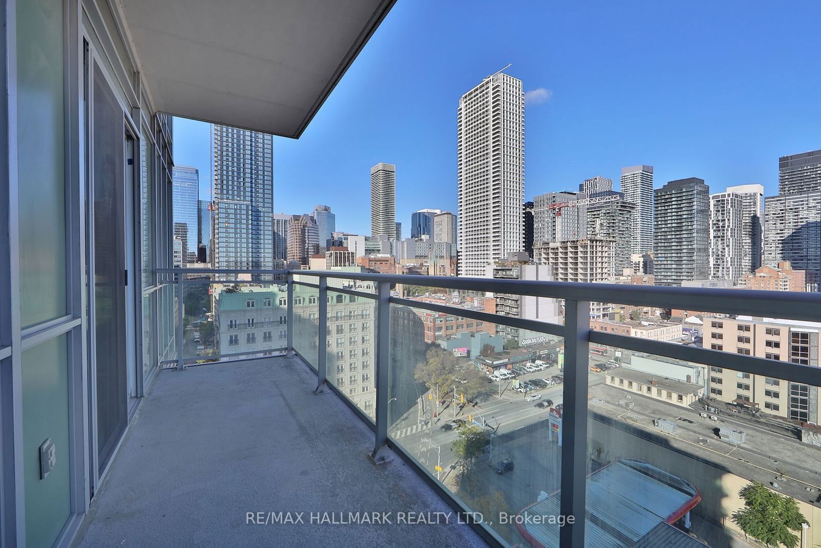 116 George St, unit 1405 for rent