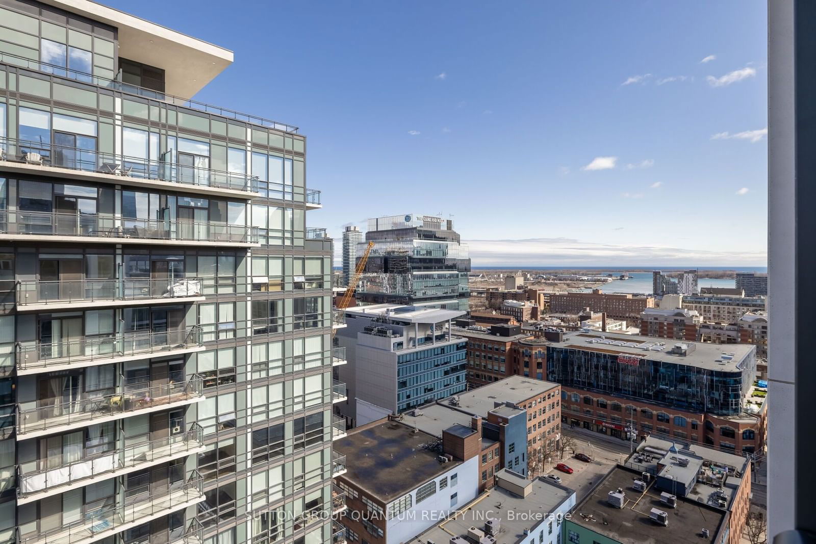 400 Adelaide St E, unit LPH03 for sale