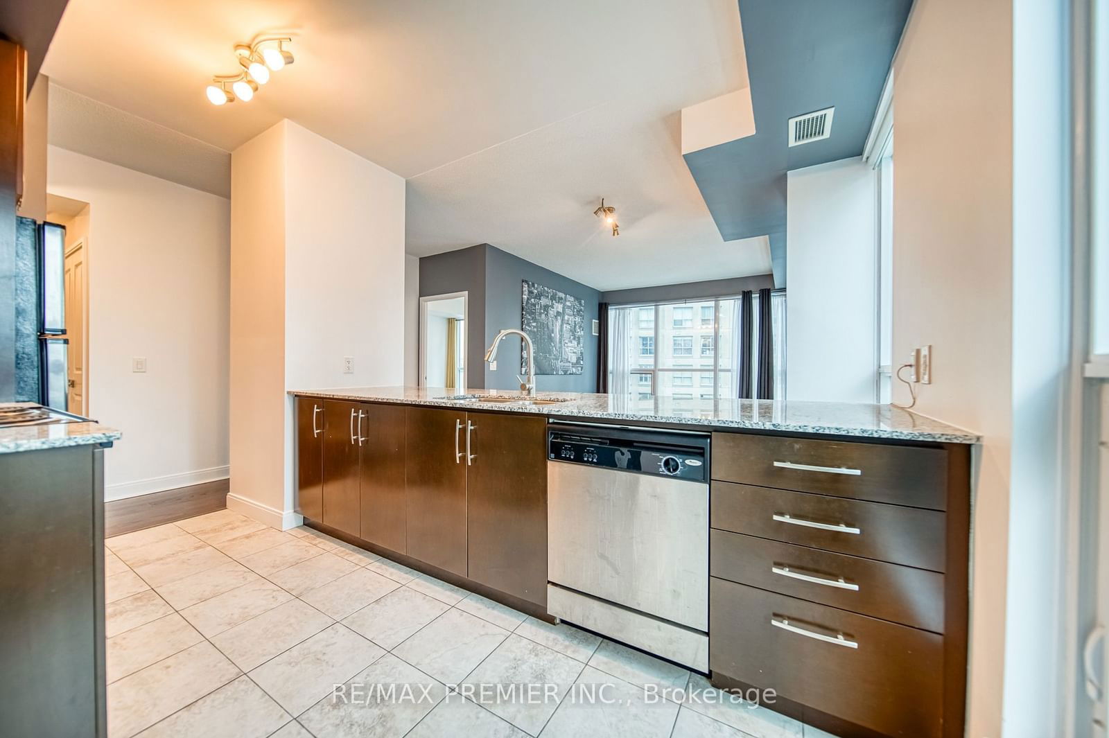 1 Scott St, unit 1404 for sale