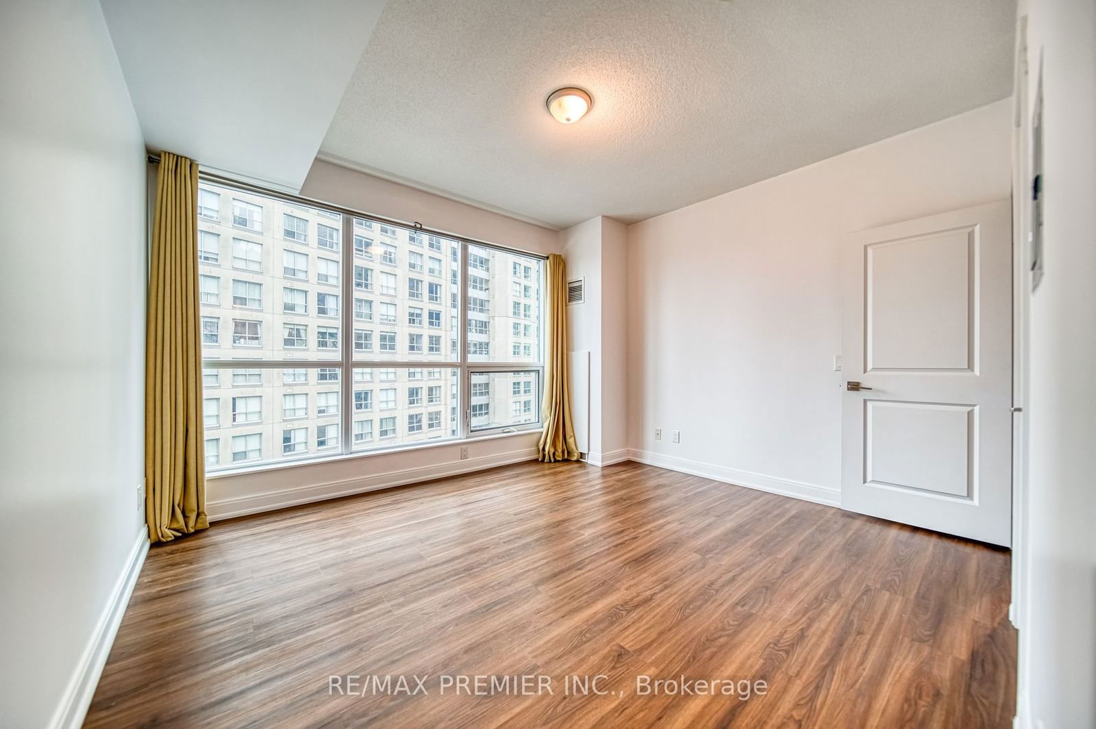 1 Scott St, unit 1404 for rent