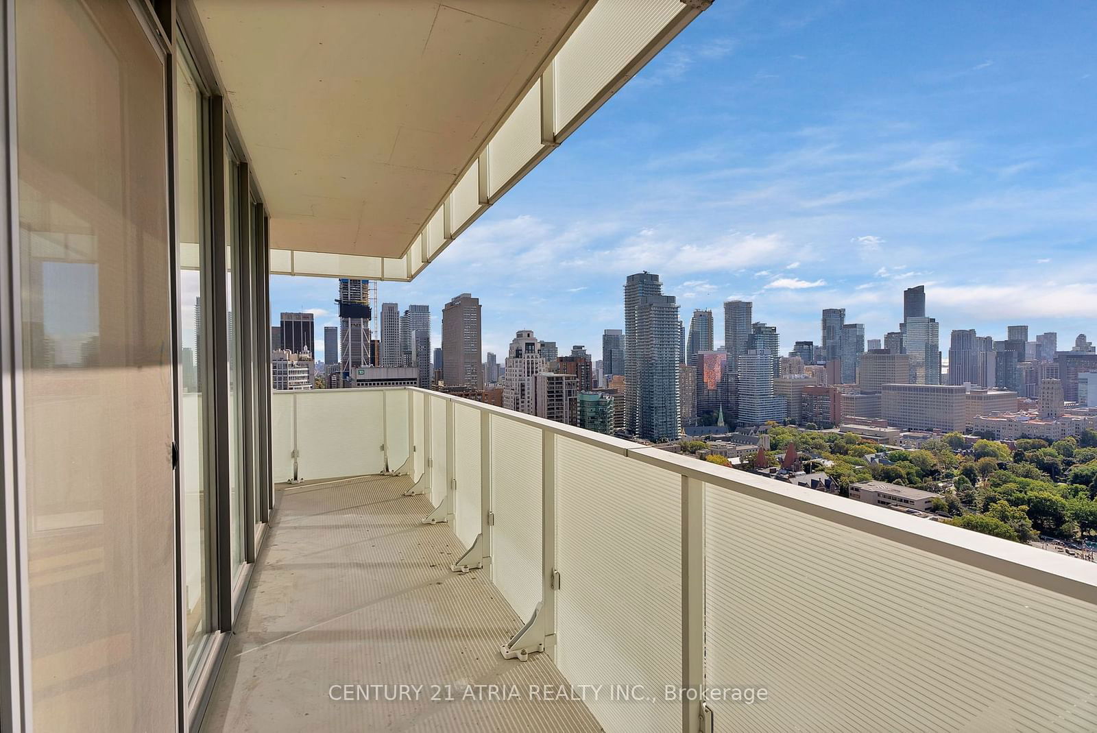 200 Bloor St W, unit 3002 for sale