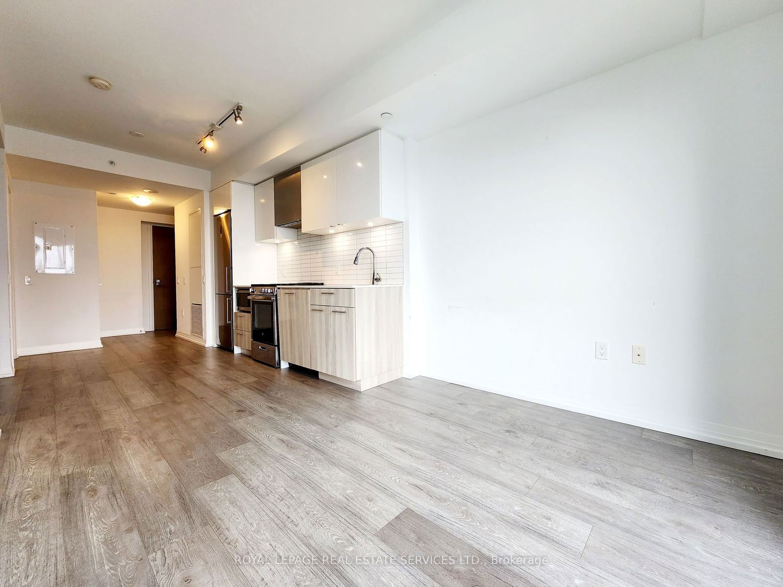 251 Jarvis St, unit 2315 for rent