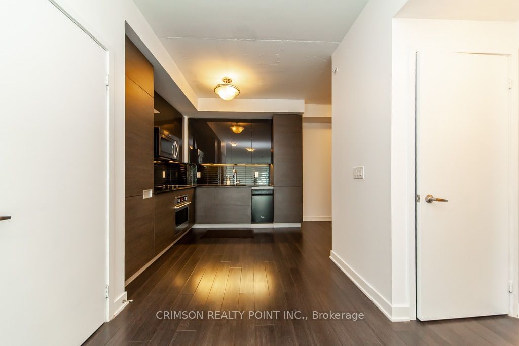 210 Simcoe St, unit 1614 for sale