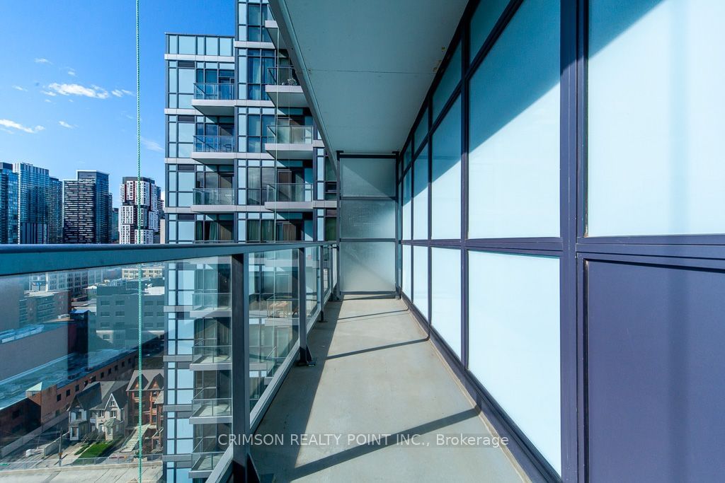 210 Simcoe St, unit 1614 for sale