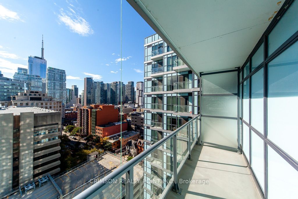 210 Simcoe St, unit 1614 for sale