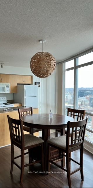 397 Front St W, unit 3009 for sale