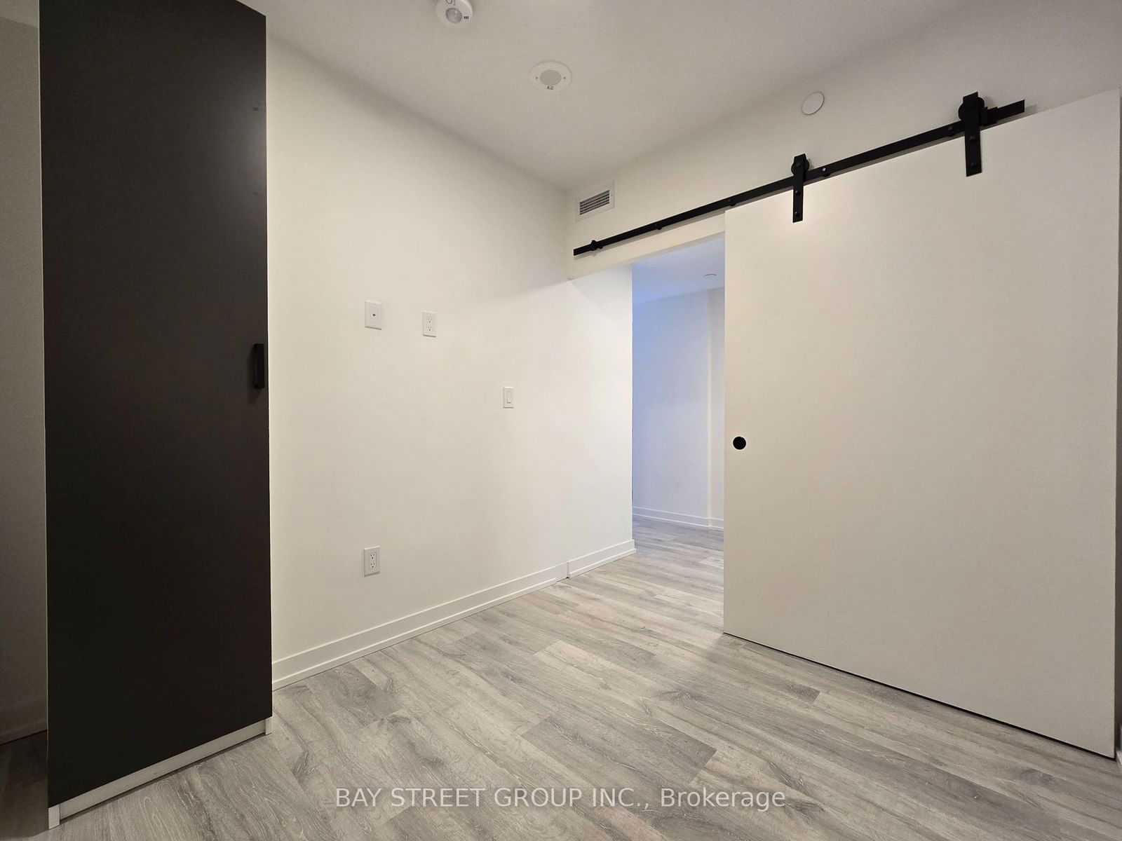 2 Augusta Ave, unit 1304 for rent