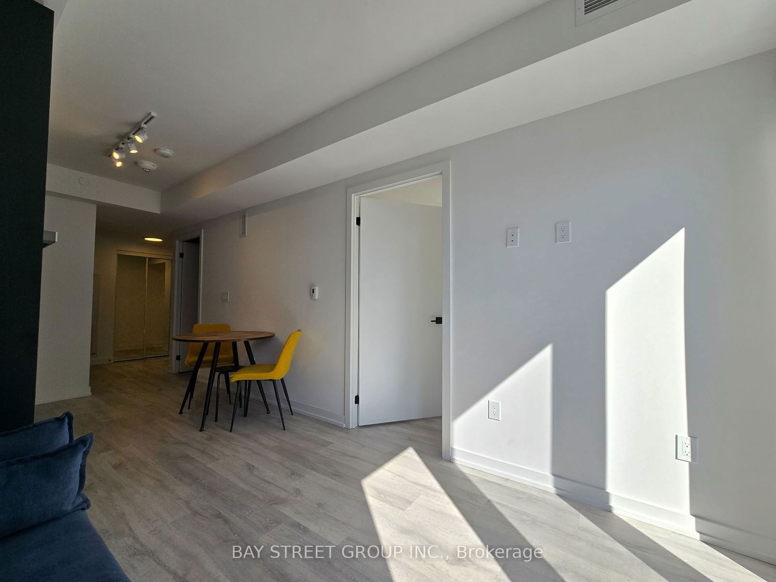 2 Augusta Ave, unit 1304 for rent