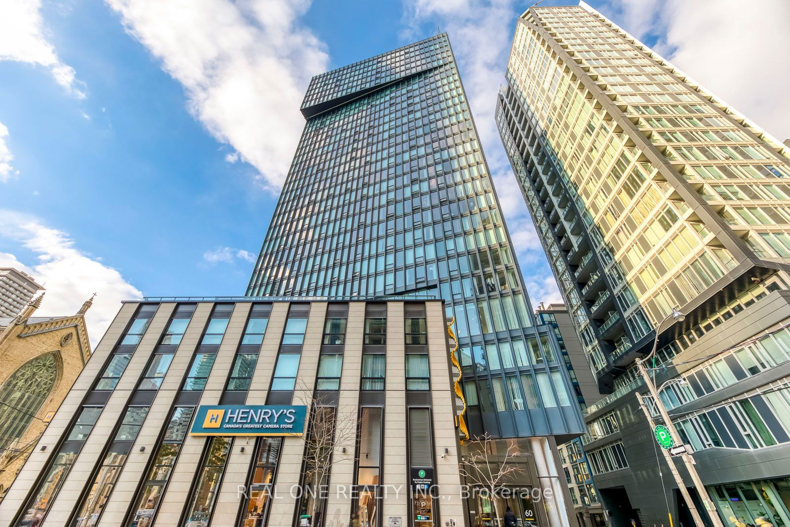 60 Shuter St, unit 303 for sale