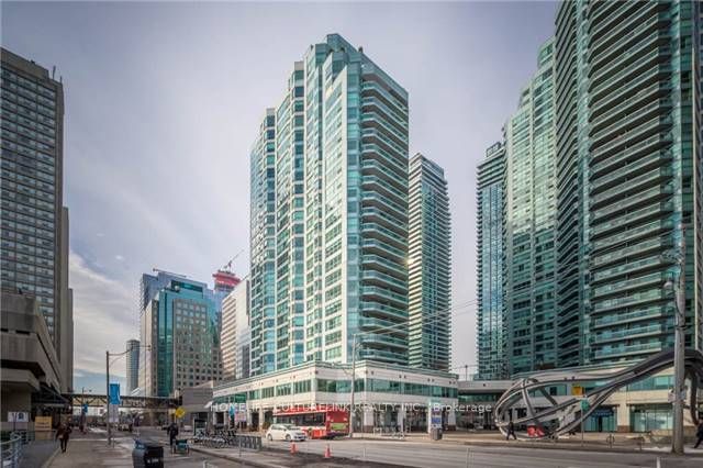 10 Queens Quay W, unit 1512 for rent