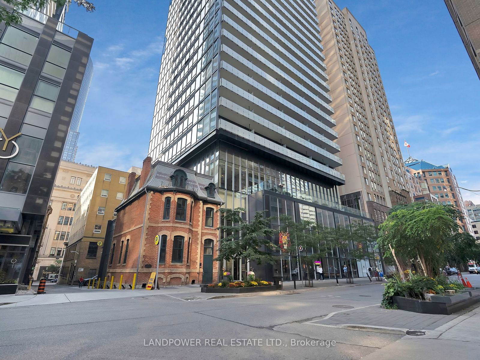 15 Grenville St, unit 2609 for sale