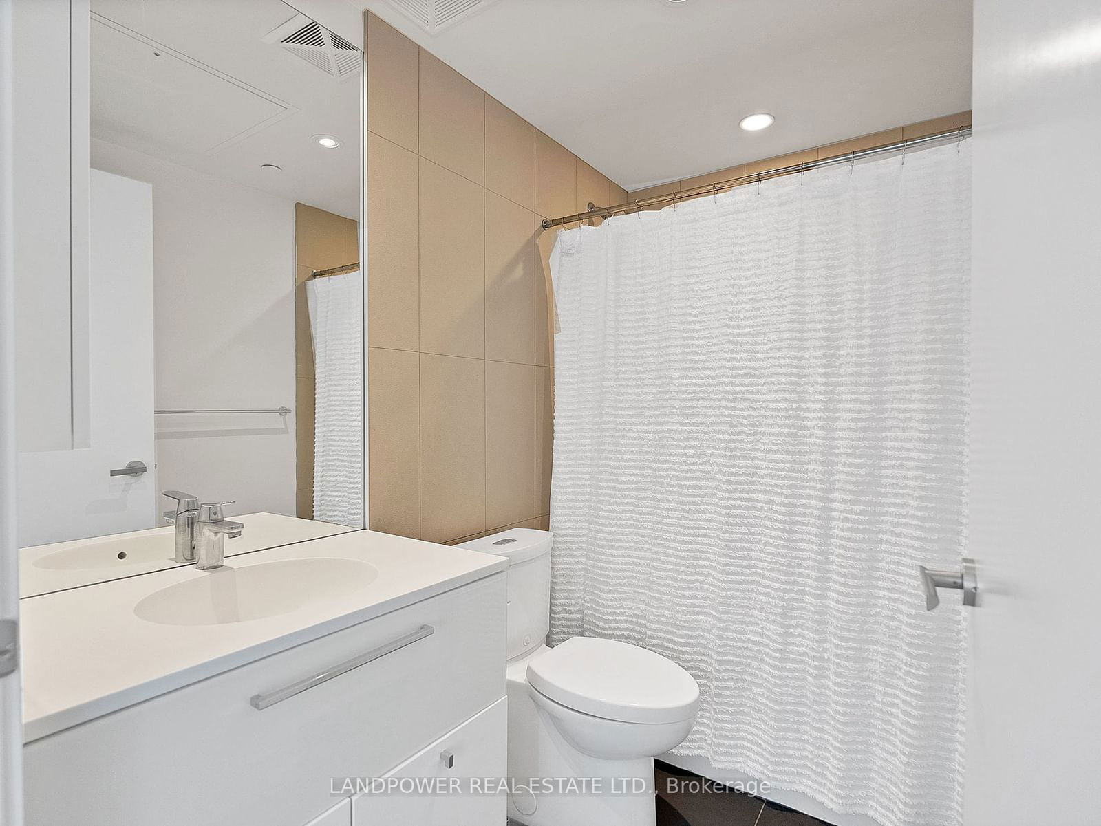 15 Grenville St, unit 2609 for sale