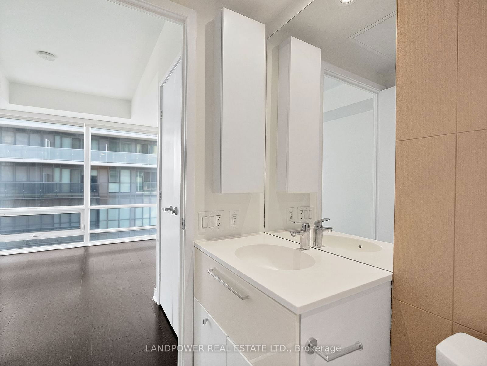 15 Grenville St, unit 2609 for sale