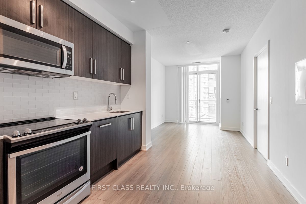 5180 Yonge St, unit 403 for sale