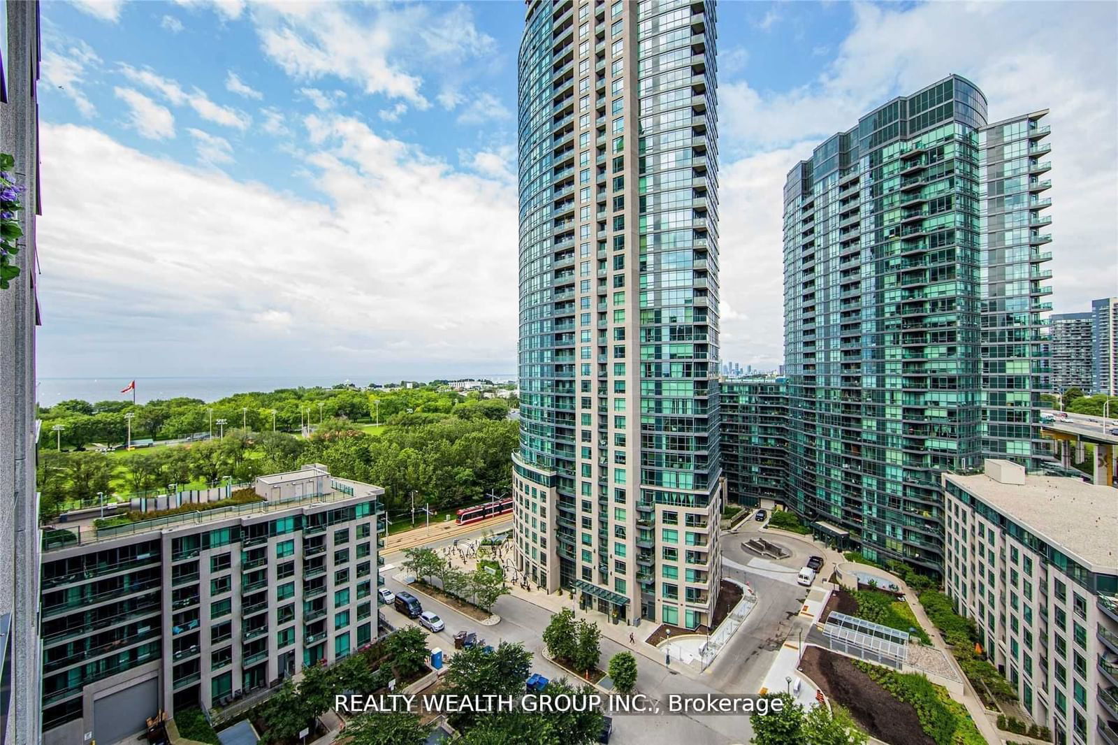 209 Fort York Blvd, unit 1475 for sale