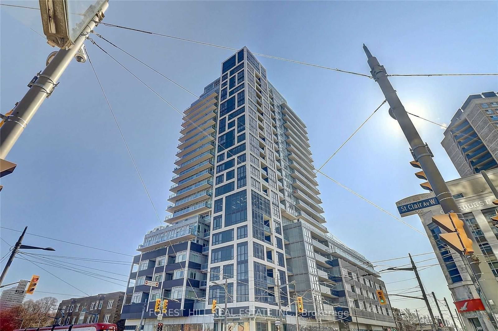 501 St Clair Ave W, unit 1006 for rent