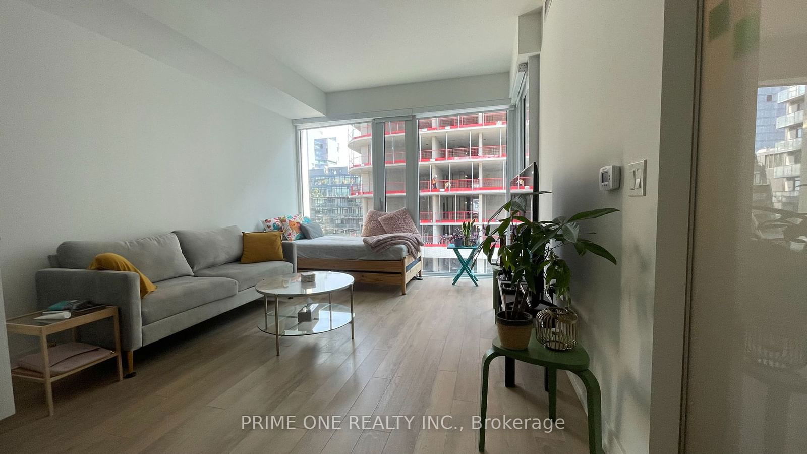 158 Front St E, unit 1114 for rent