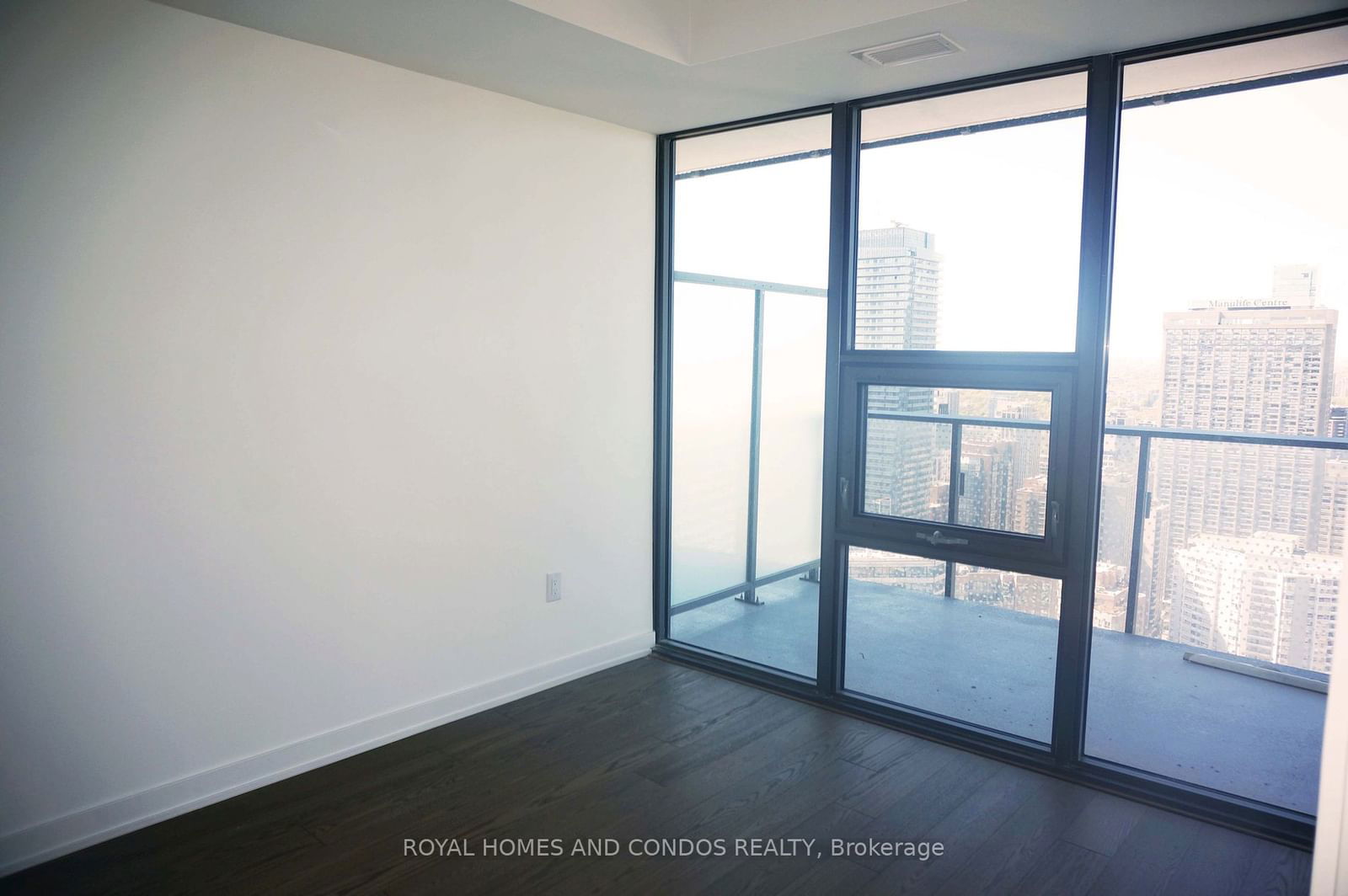 11 Wellesley St W, unit 4609 for rent