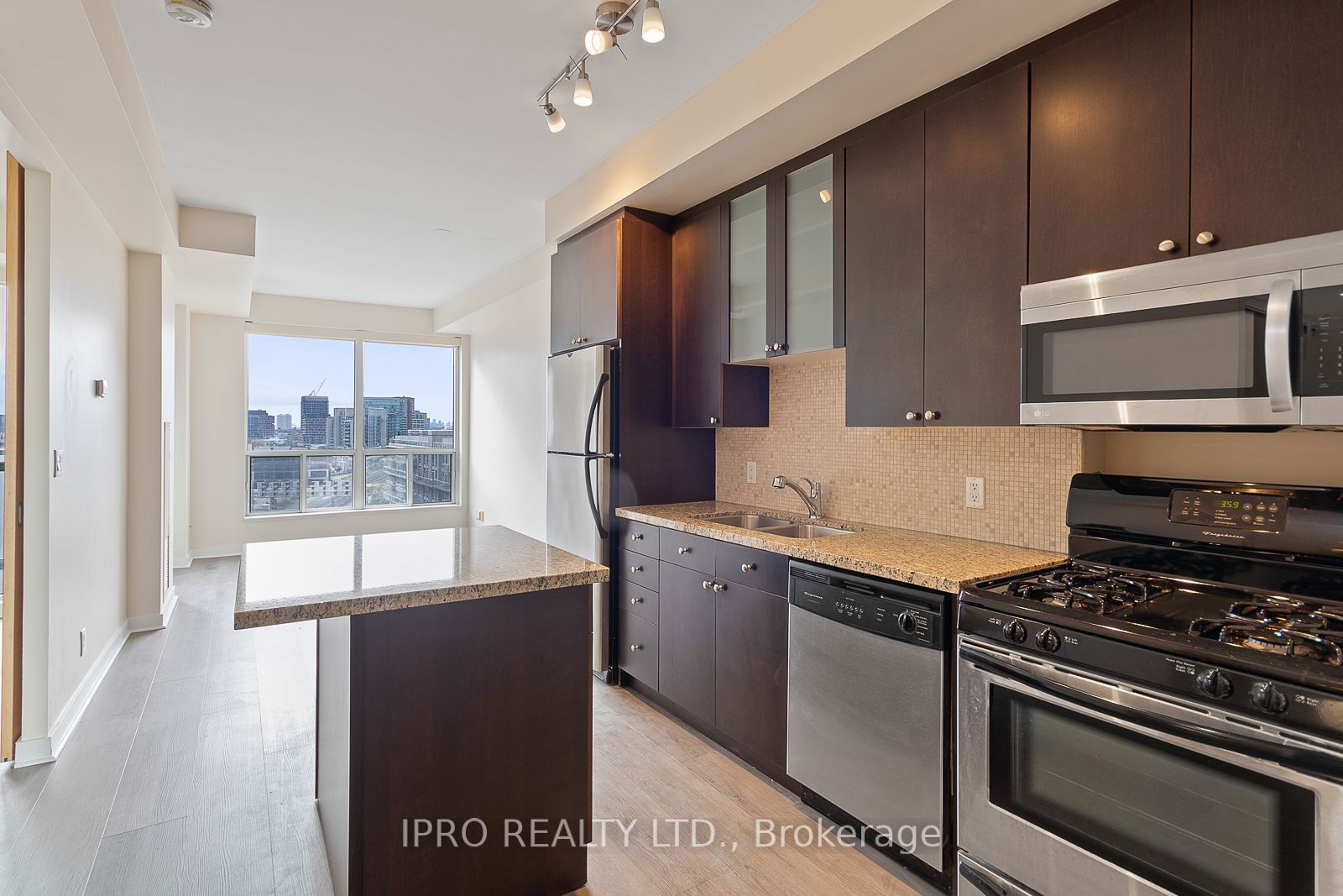 1 Shaw St, unit 1224 for rent