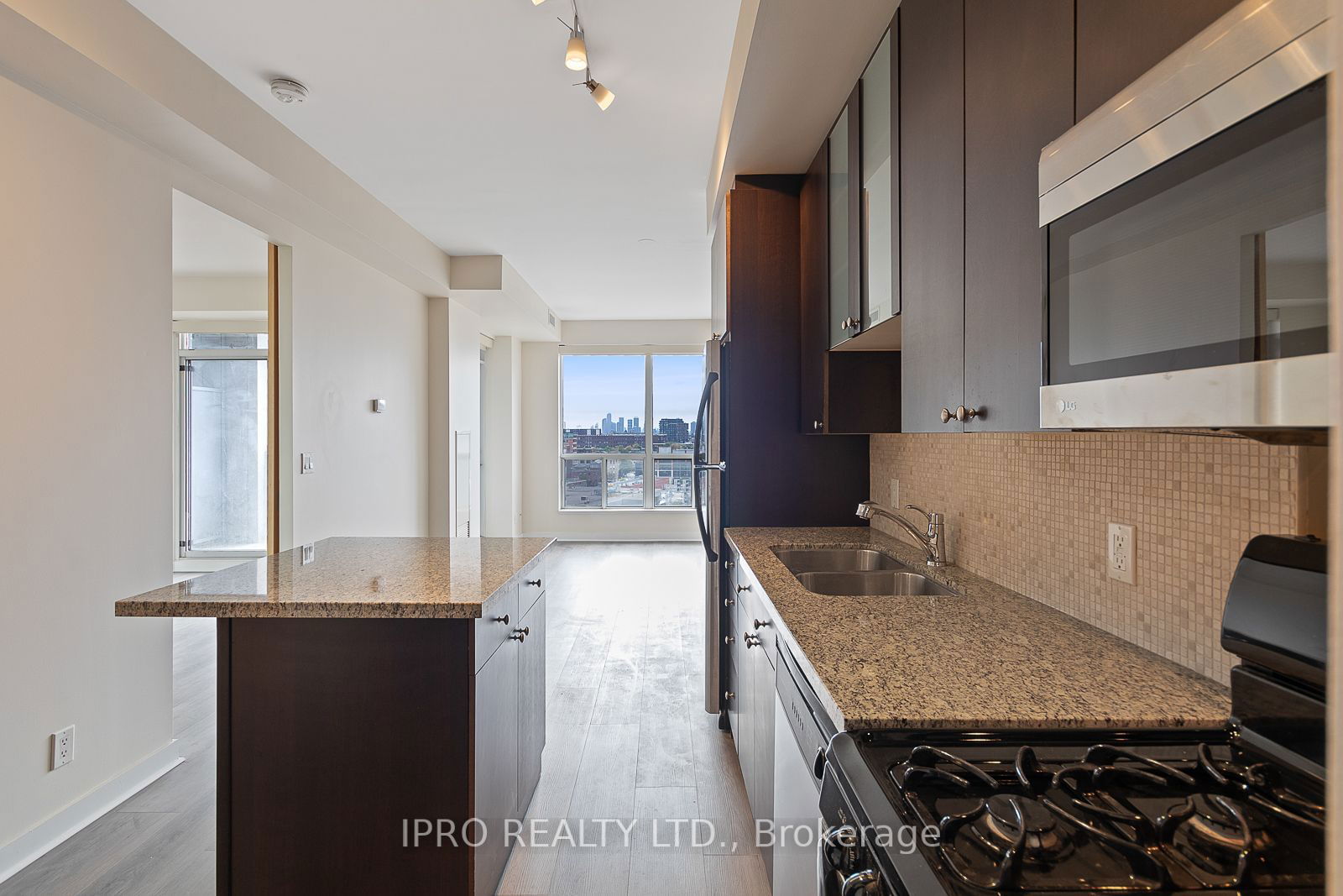 1 Shaw St, unit 1224 for rent