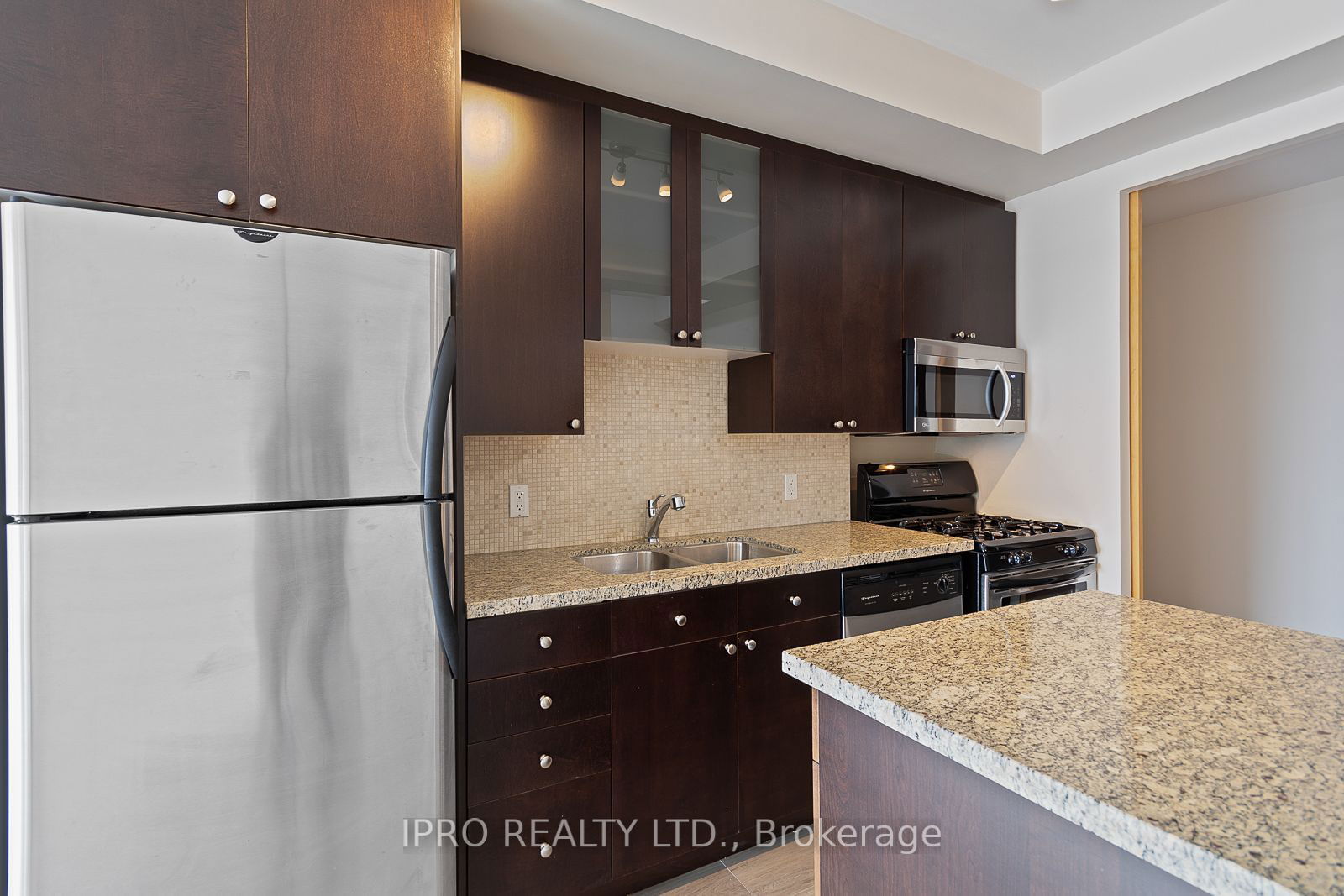 1 Shaw St, unit 1224 for rent